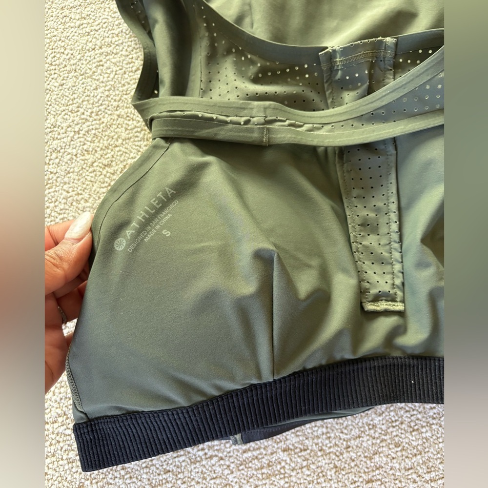 Athleta Razorback Tank With Built In Sports Bra - Picture 3 of 4